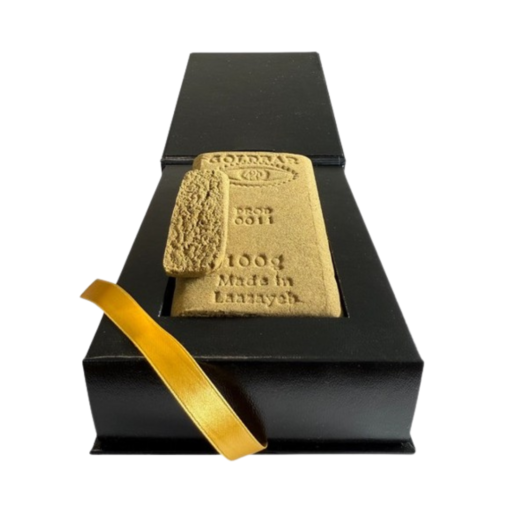 alt="Texture compacte et couleur marron de la résine Kompolti – GOLDBAR420"