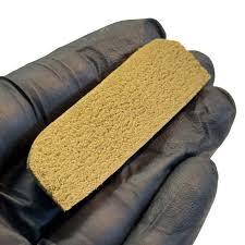 alt="Résine CBD Gold Tonic – GOLDBAR420 en gros plan"